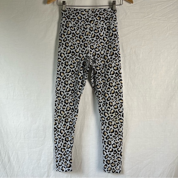 The Upside Leopard Leggings Size Small - Picture 8 of 11